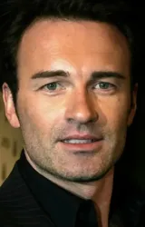 Джулиан МакМэхон